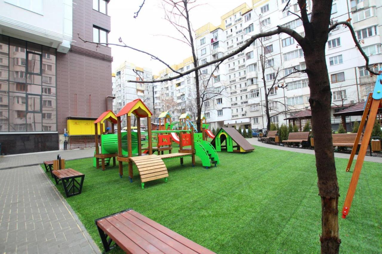 Sky House Central Apartment Chisinau Exterior photo
